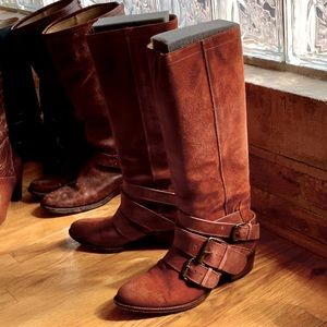 Sendra Rust Suede Cowboy Boot